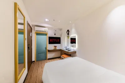 带屋顶泳池的大型高级房 — A25 Premium Hotel - 55 Lê Anh Xuân